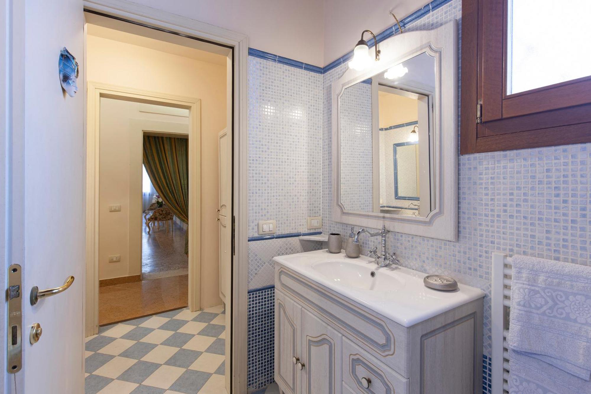 Luxury Pesaro Papafava Apartment Venedig