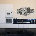 Luxury Apartment Pesaro Papafava