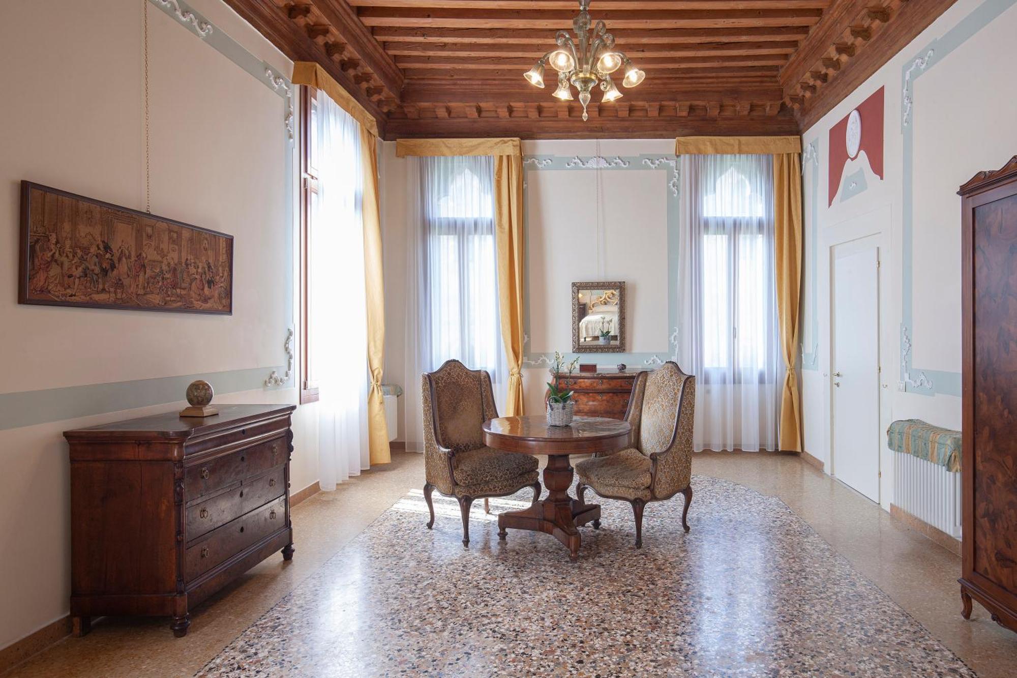 Luxury Pesaro Papafava