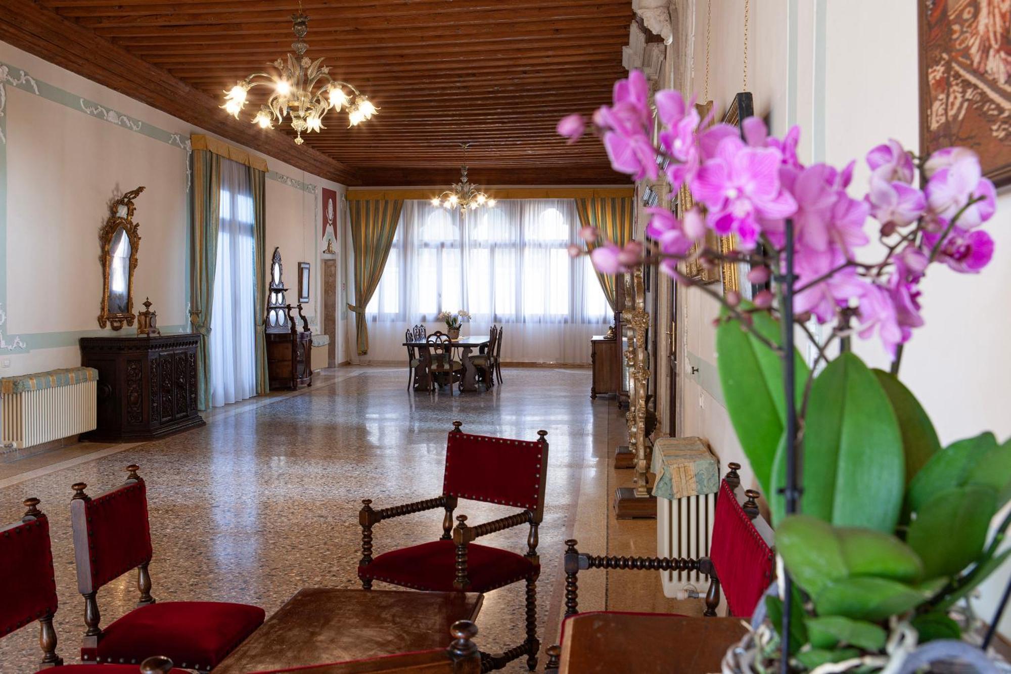 Luxury Pesaro Papafava Appartamento *